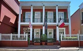 Le Richelieu Hotel New Orleans La